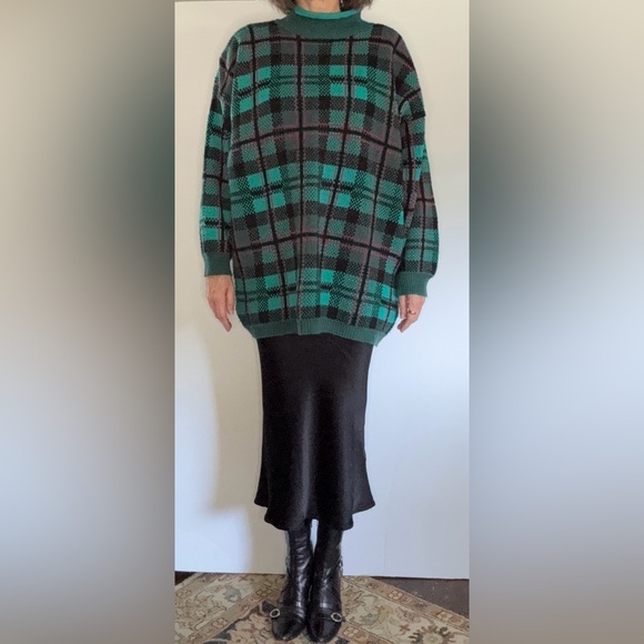 Vintage 80’s STEFANO oversized plaid sweater - Picture 6 of 13